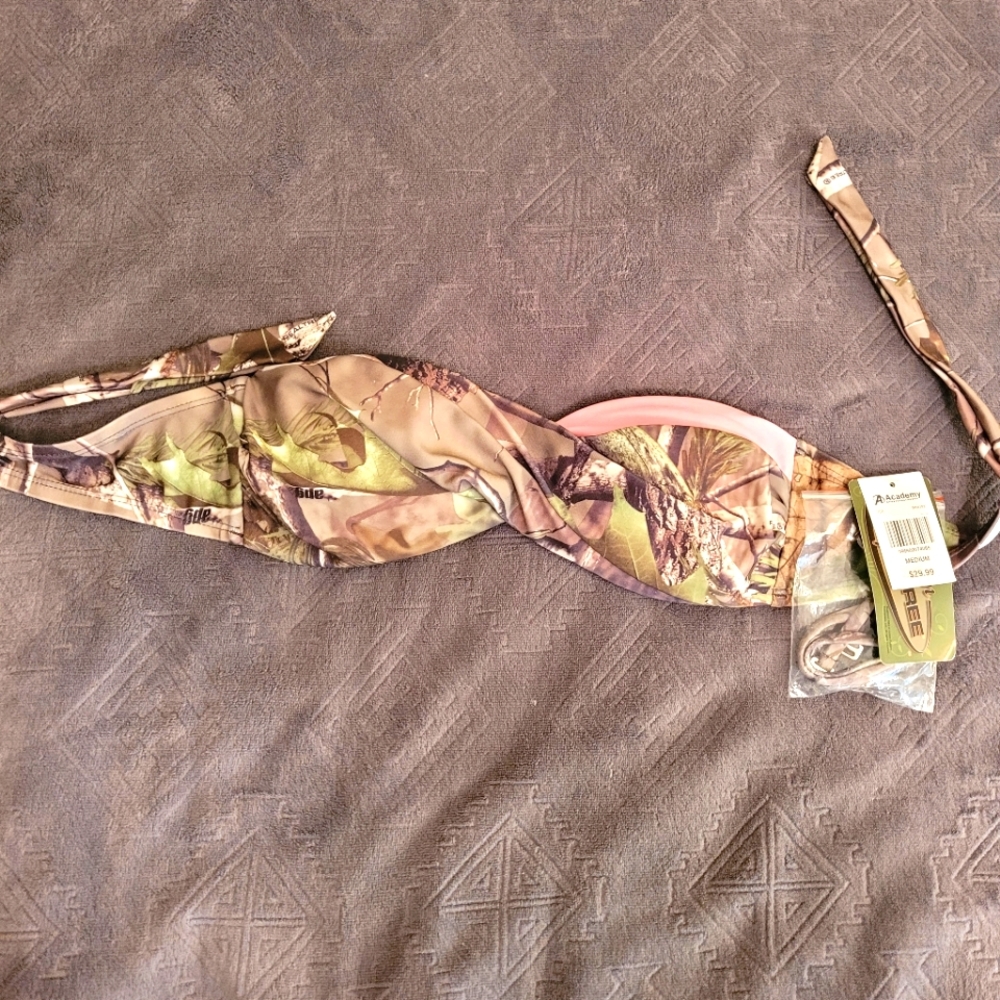 Realtree Camo Bikini Top (Medium)